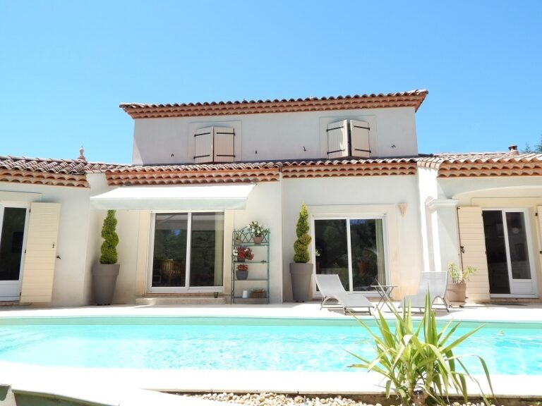Belle villa climatisée avec piscine