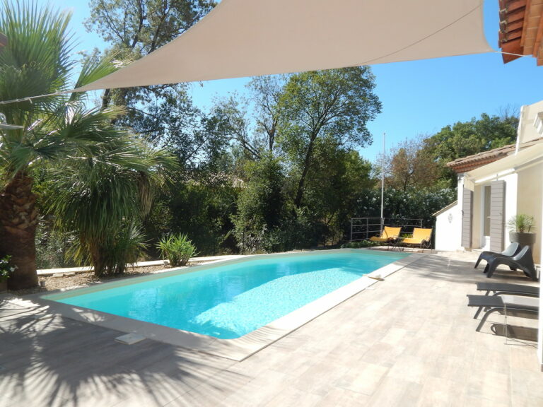 Belle villa climatisée avec piscine