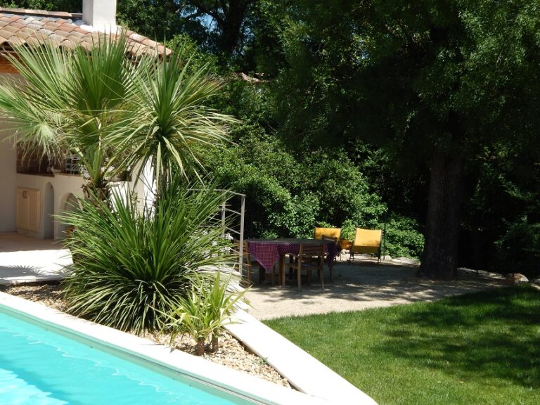 Belle villa climatisée avec piscine