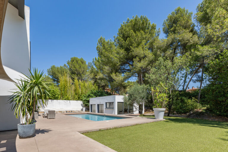 Villa contemporaine proche de Montpellier