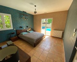 Villa tout confort climatiséee avec piscine et  spa proche des plages