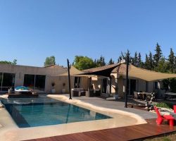 Belle propriété proche des plages avec grande piscine et bassin