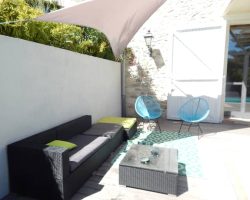 Spacieuse maison de village avec piscine