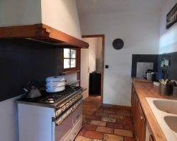 Spacieuse maison de village avec piscine