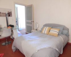 Spacieuse maison de village avec piscine