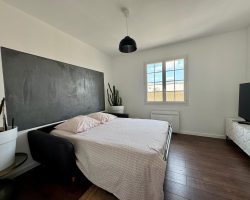 Belle villa entièrement climatisée avec piscine
