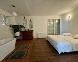 Belle villa entièrement climatisée avec piscine