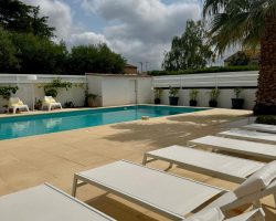 Belle villa entièrement climatisée avec piscine
