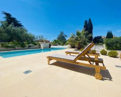 villa entièrement climatisée avec piscine