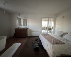 villa entièrement climatisée avec piscine