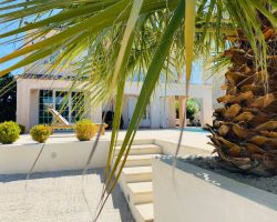 villa entièrement climatisée avec piscine