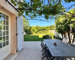 villa entièrement climatisée avec piscine