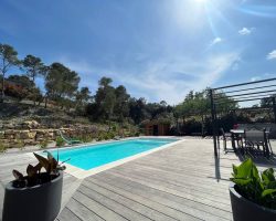 Paisible villa avec piscine proche du Pic Saint-Loup.