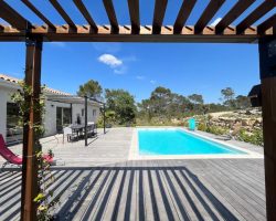 Paisible villa avec piscine proche du Pic Saint-Loup.
