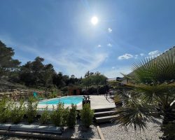 Paisible villa avec piscine proche du Pic Saint-Loup.