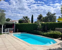 Villa avec piscine dans le domaine du Golf, entre mer et ville​