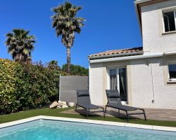 Jolie villa climatisée avec piscine
