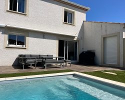 Jolie villa climatisée avec piscine