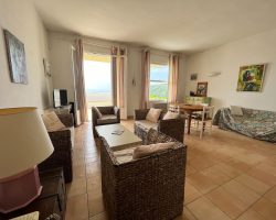 Maison de la plage, front de mer, les pieds dans l'eau ...​