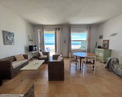 Maison de la plage, front de mer, les pieds dans l'eau ...​