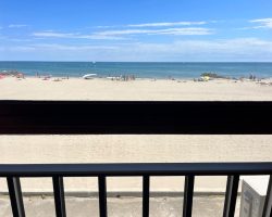 Maison de la plage, front de mer, les pieds dans l'eau ...