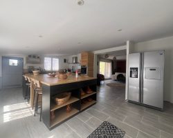 Charmante maison, piscine et vue panoramique​