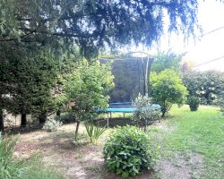Villa climatisée avec piscine.