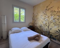 Villa climatisée avec piscine.
