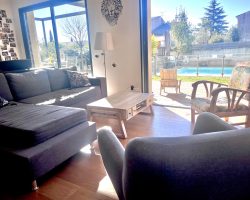 Villa climatisée avec piscine.