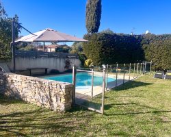 Villa climatisée avec piscine.
