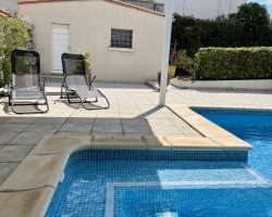 Maison de ville avec piscine privée, jardin et terrasses